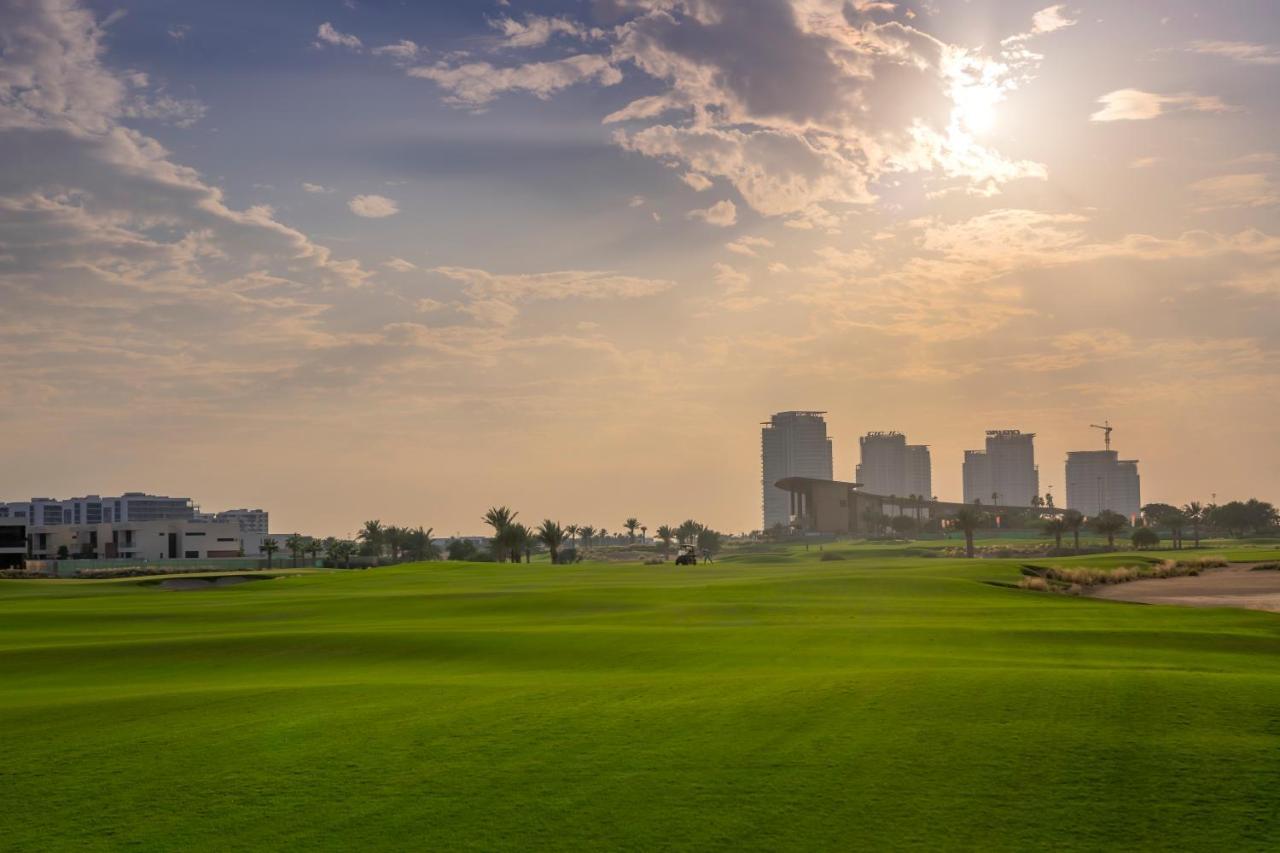 Radisson Damac Hills 4*